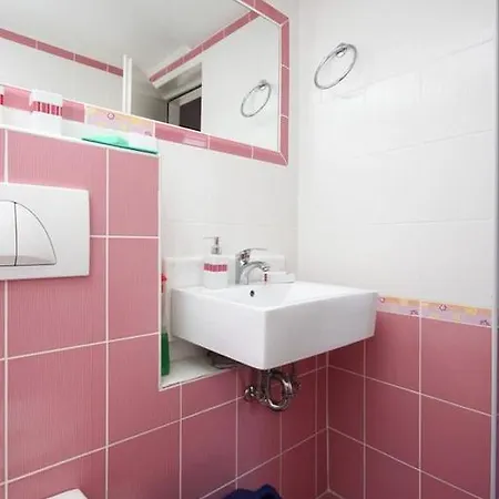 Apartment Studio Gradac 6661b *